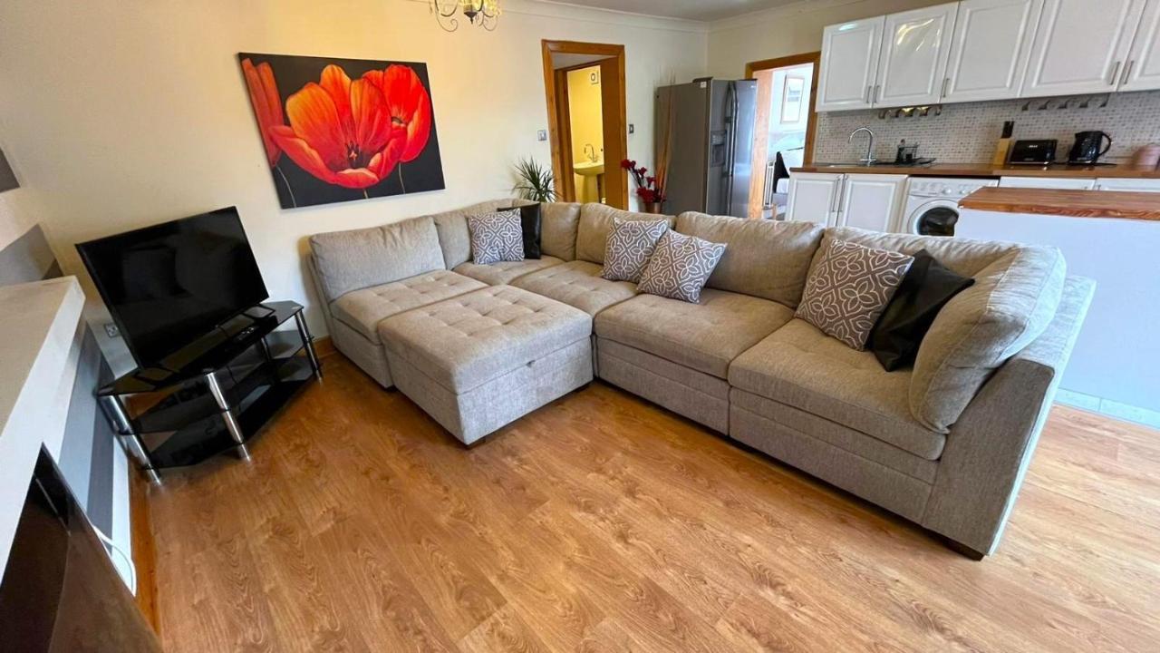 Elegant 2 Bedroom Chalet Edinburgh Ngoại thất bức ảnh